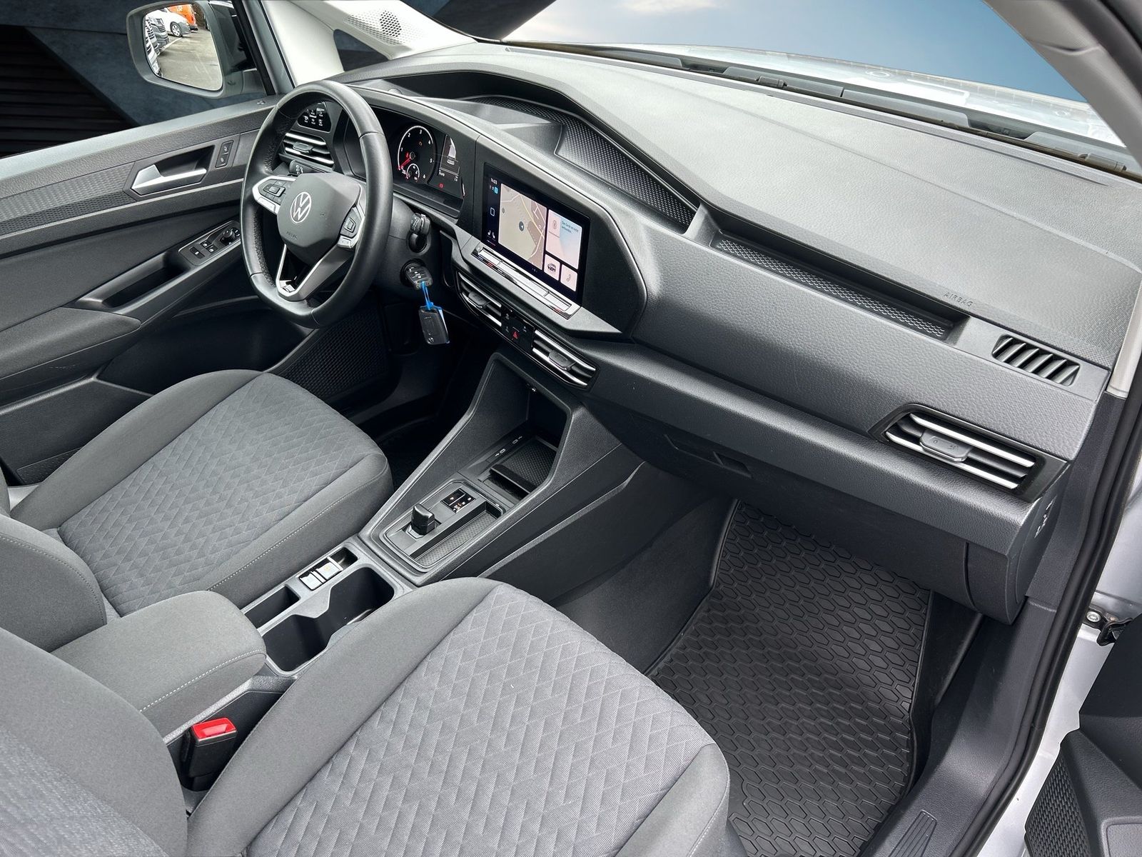 Fahrzeugabbildung Volkswagen Caddy 2.0 TDI Life Maxi AHK|Navi|Kamera|LaneAss