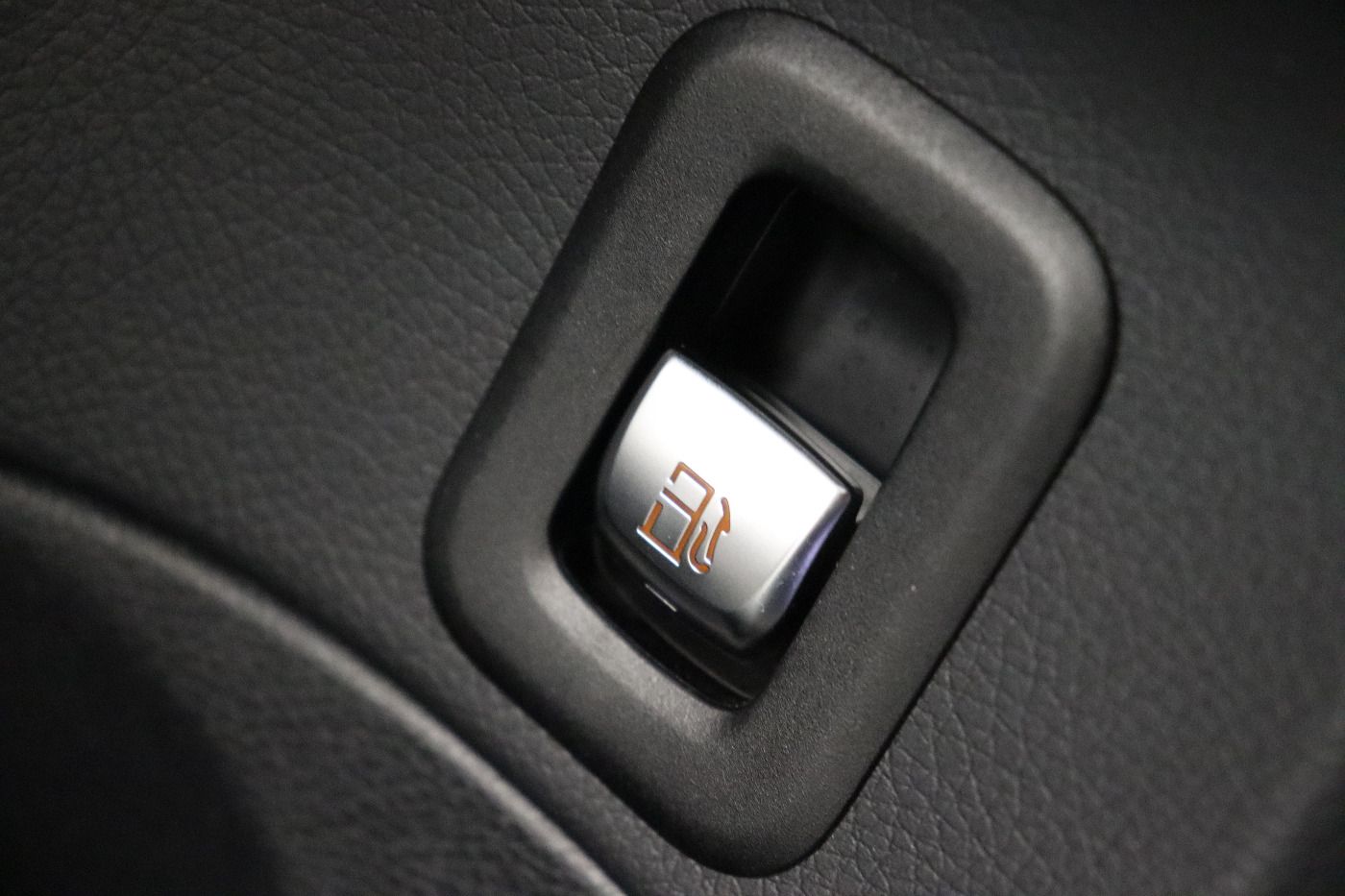 Fahrzeug autohaus mense Fahrzeugabbildung Mercedes-Benz C 300 e T AMG Line 9G-Tronic LED|Facelift|KeyLes