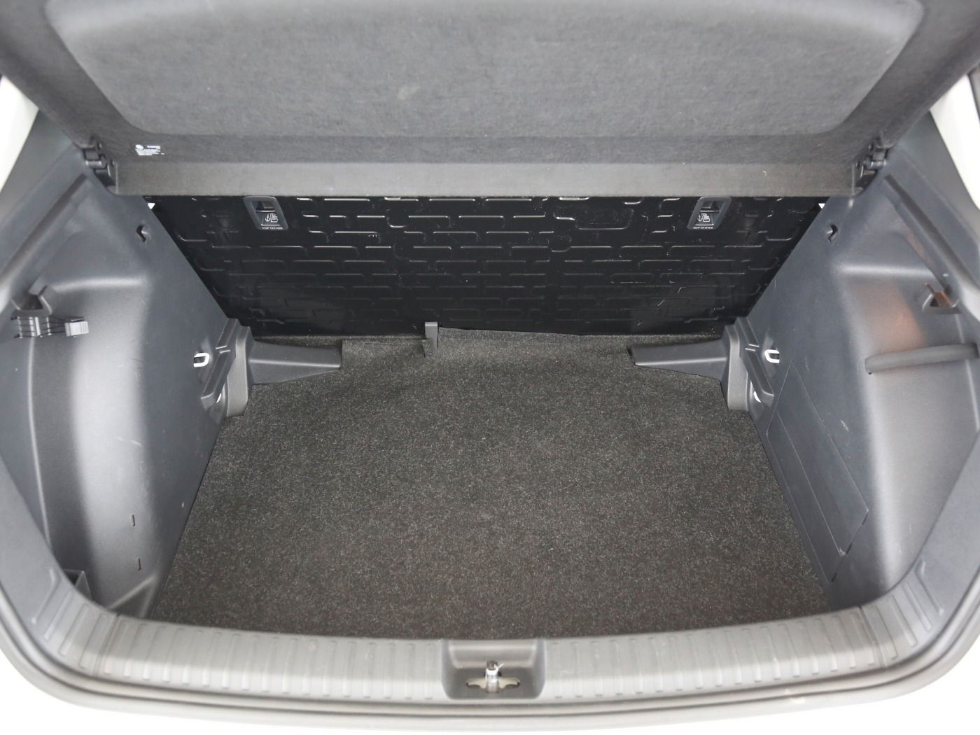 Fahrzeug autohaus mense Fahrzeugabbildung SKODA Fabia 1.0 MPI Active LED|LaneAss|PDC|SHZG