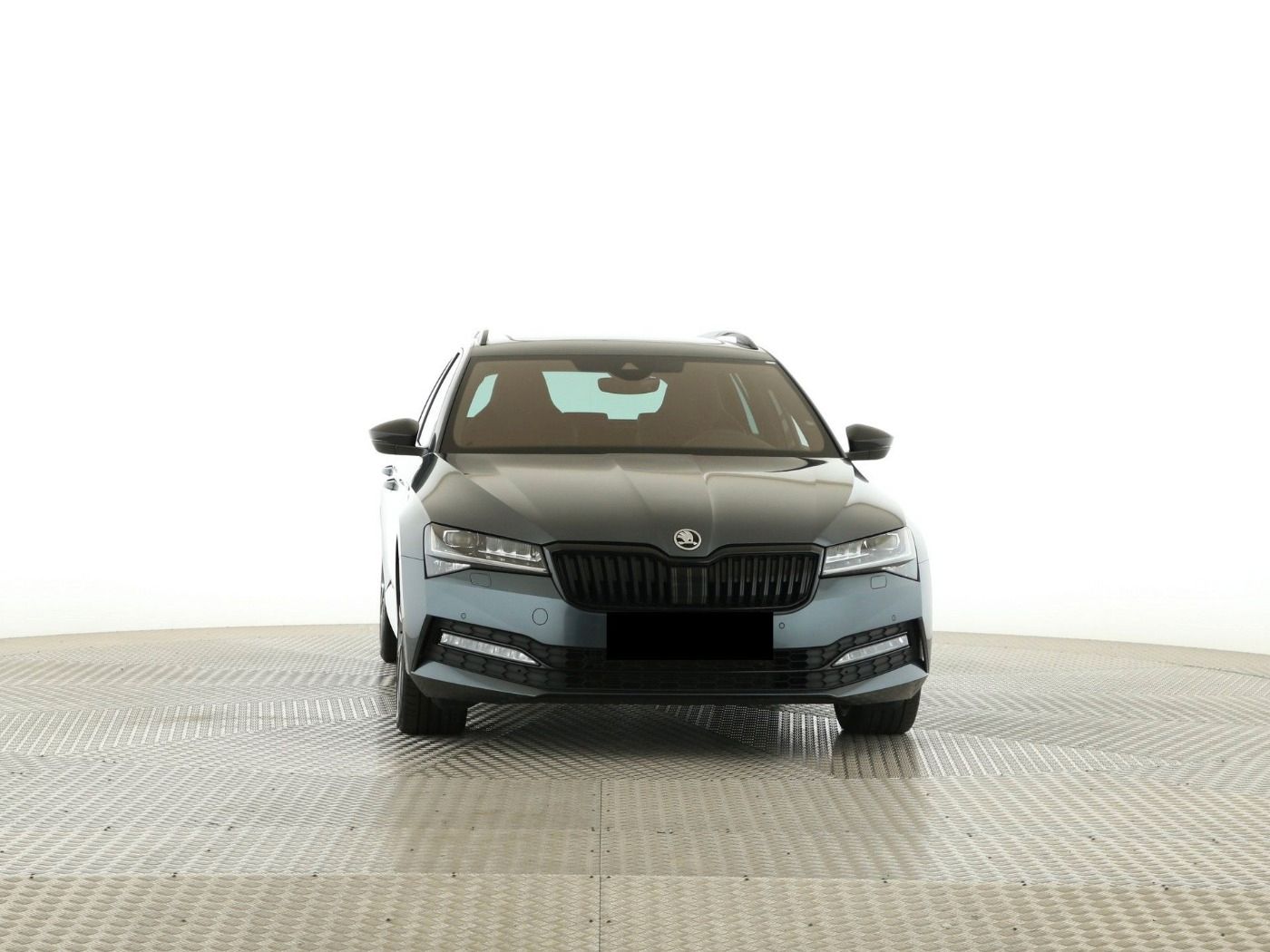 Fahrzeug autohaus mense Fahrzeugabbildung SKODA Superb Combi 2.0 TDI SportLine Pano|SD|ACC|LED