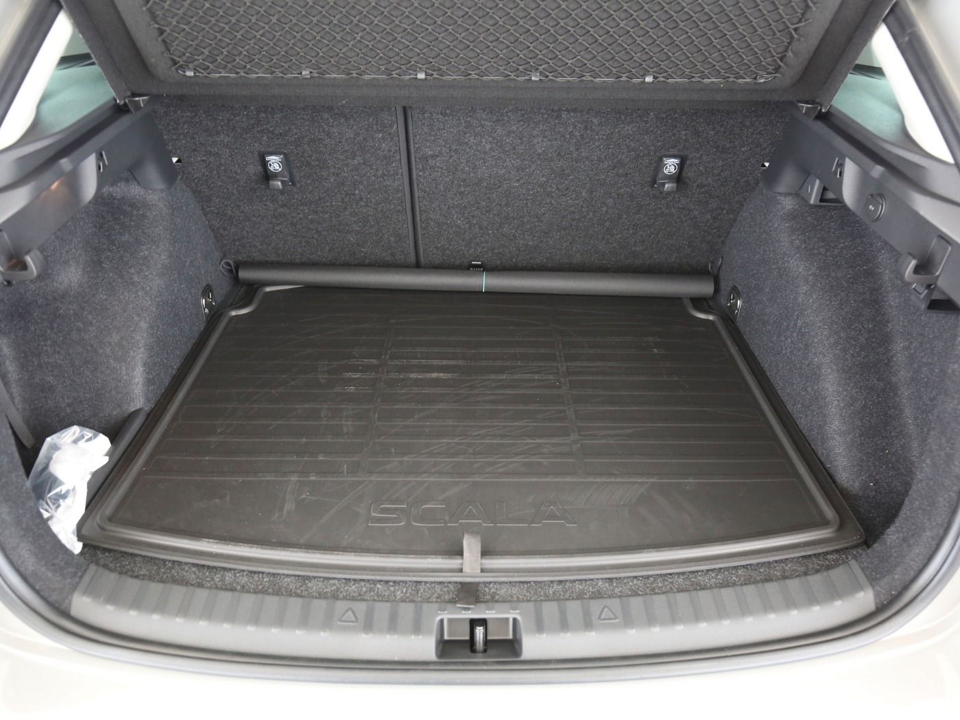 Fahrzeugabbildung SKODA Scala 1.0 TSI Selection ACC|LED|Navi|VirtualCP