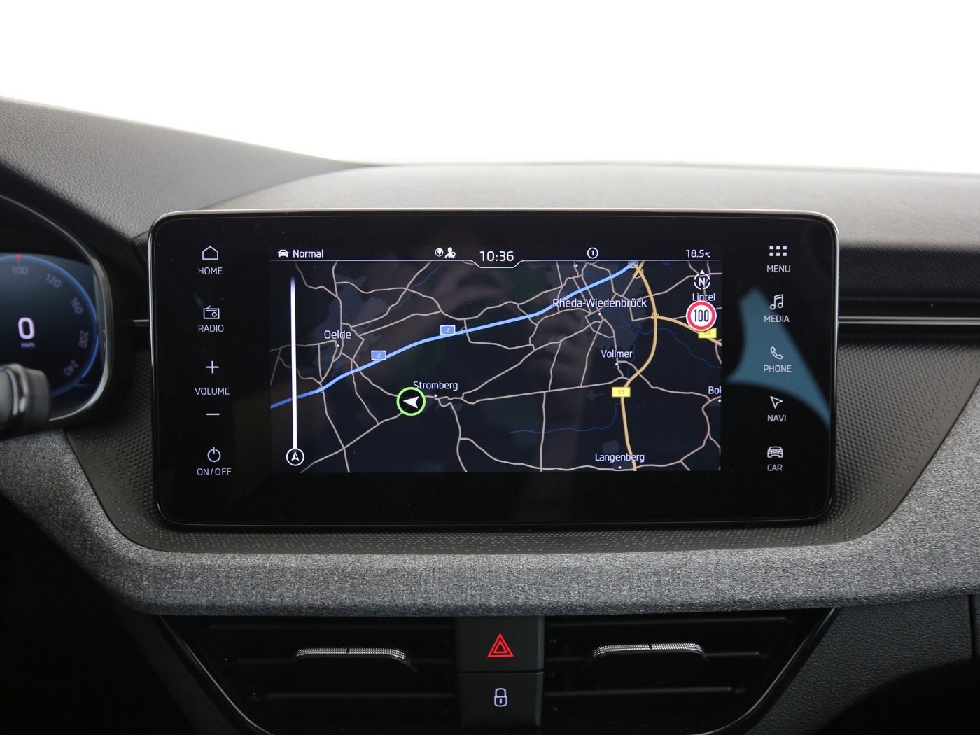 Fahrzeugabbildung SKODA Scala 1.0 TSI Selection ACC|LED|Navi|VirtualCP