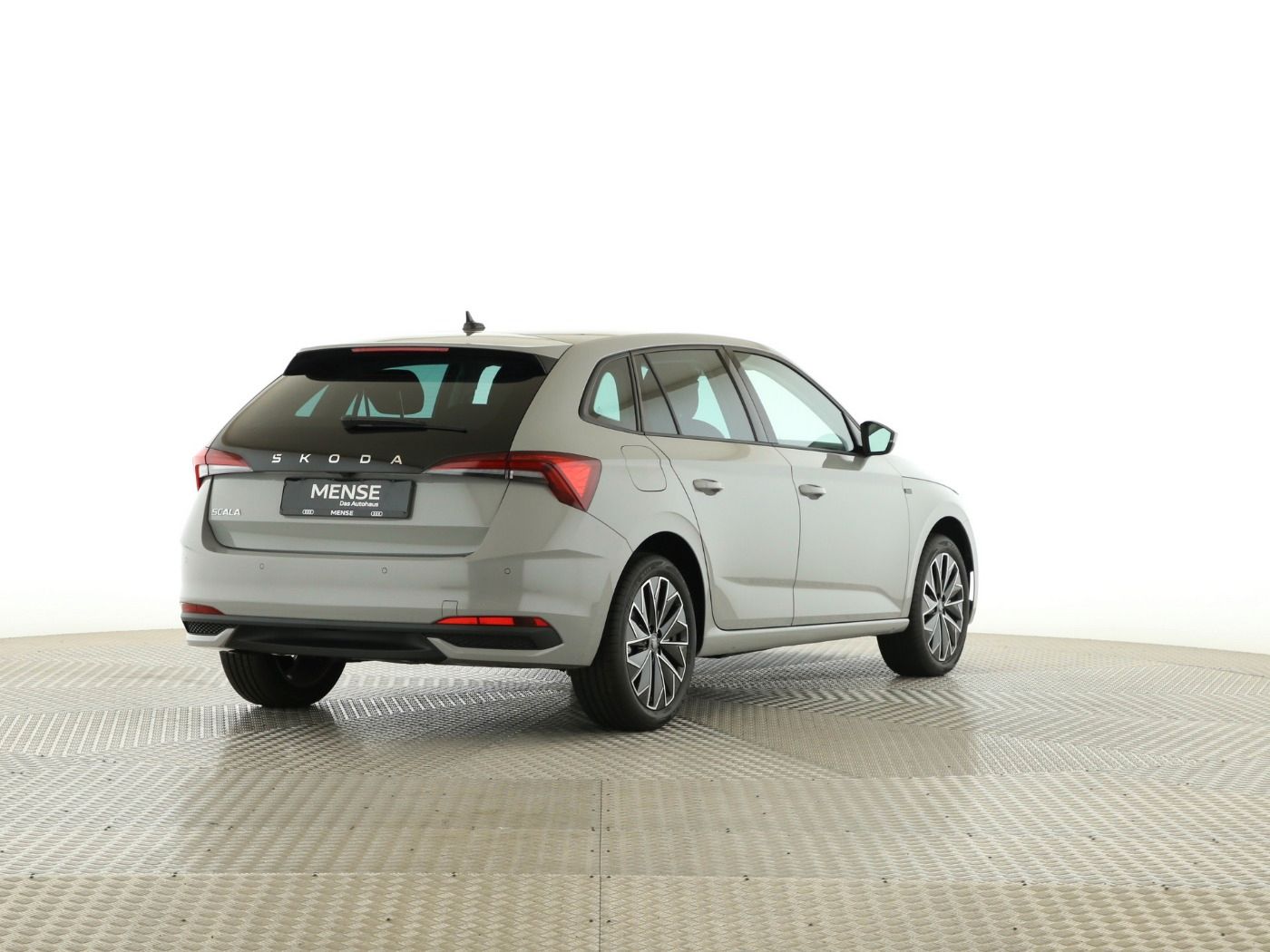 Fahrzeugabbildung SKODA Scala 1.0 TSI Selection ACC|LED|Navi|VirtualCP