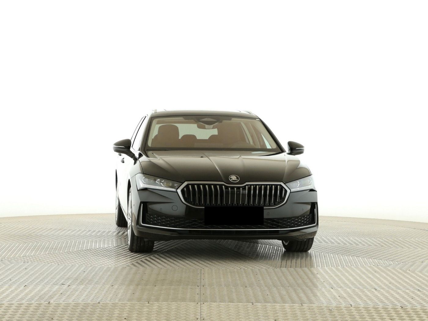 Fahrzeug autohaus mense Fahrzeugabbildung SKODA Superb Combi 110kW 2.0 TDI L&K Matrix|AHK|Pano