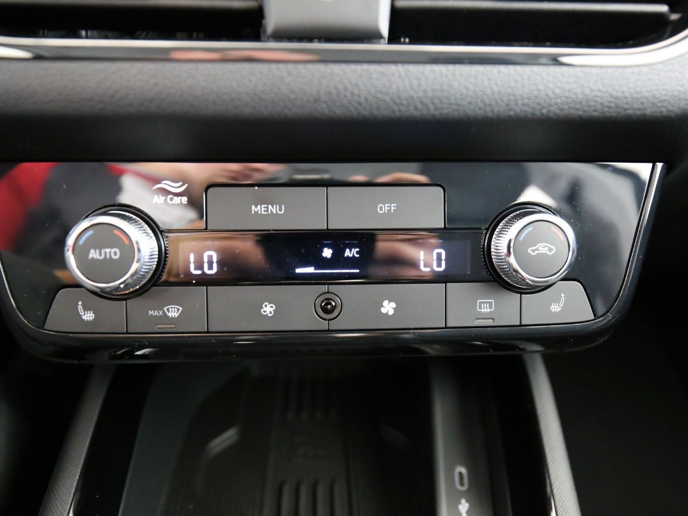 Fahrzeugabbildung SKODA Kamiq 1.0 TSI Selection AHK|LED|VirtualCP|PDC|LM