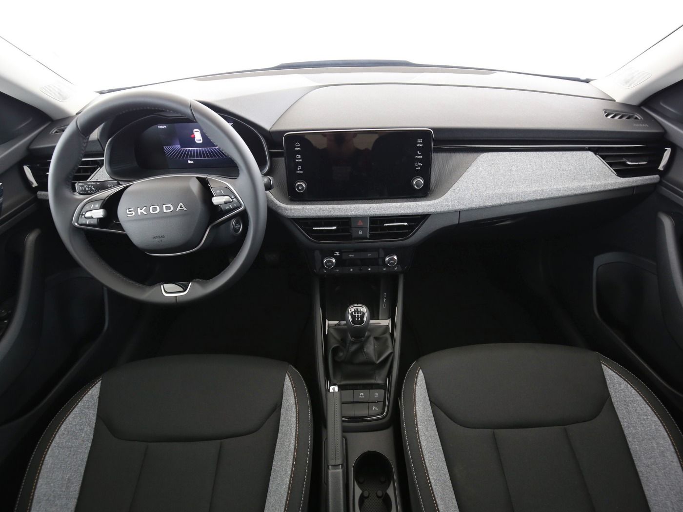 Fahrzeugabbildung SKODA Kamiq 1.0 TSI Selection AHK|LED|VirtualCP|PDC|LM