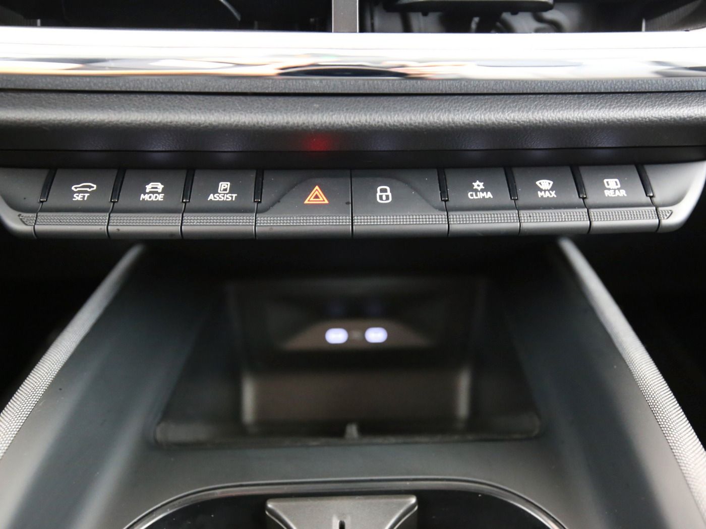 Fahrzeug autohaus mense Fahrzeugabbildung SKODA Enyaq 60 Loft 4xSHZG|ACC|LED|VirtualCP|KeyLess