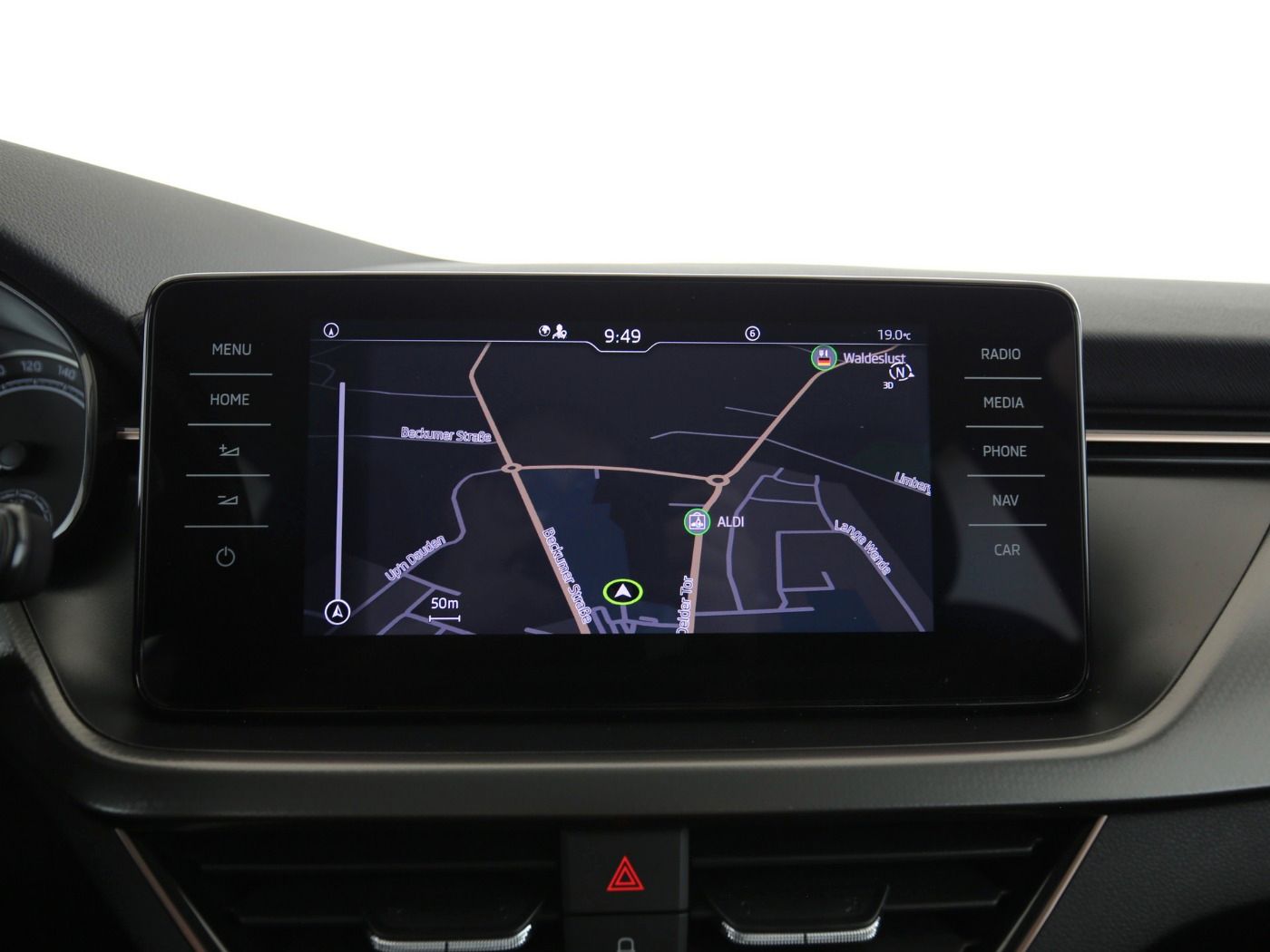 Fahrzeugabbildung SKODA Kamiq 1.0 TSI Style AHK|LED|Navi|Fernlichtass.