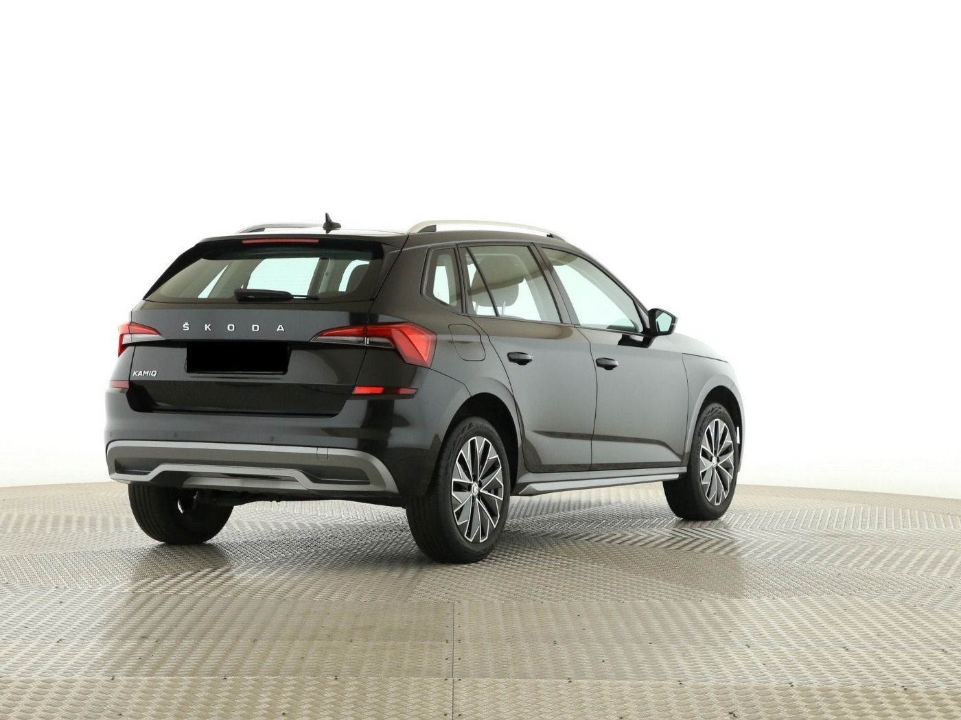 Fahrzeugabbildung SKODA Kamiq 1.0 TSI Style AHK|LED|Navi|Fernlichtass.