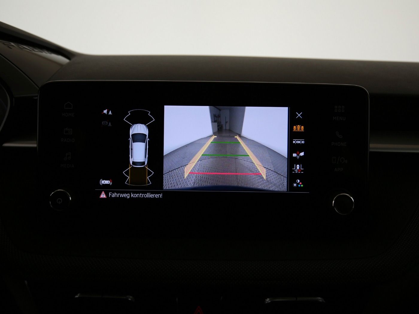 Fahrzeug autohaus mense Fahrzeugabbildung SKODA Fabia 1.0 TSI Tour LED|Navi|VirtualCP|DynLicht