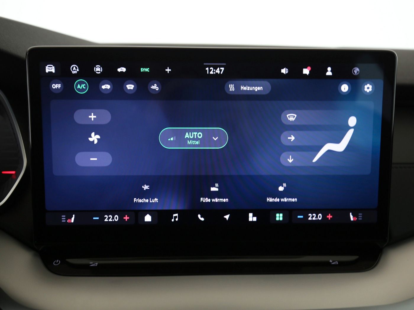 Fahrzeugabbildung SKODA Octavia Combi 1.5 TSI mHEV 85 kW Selection AHK