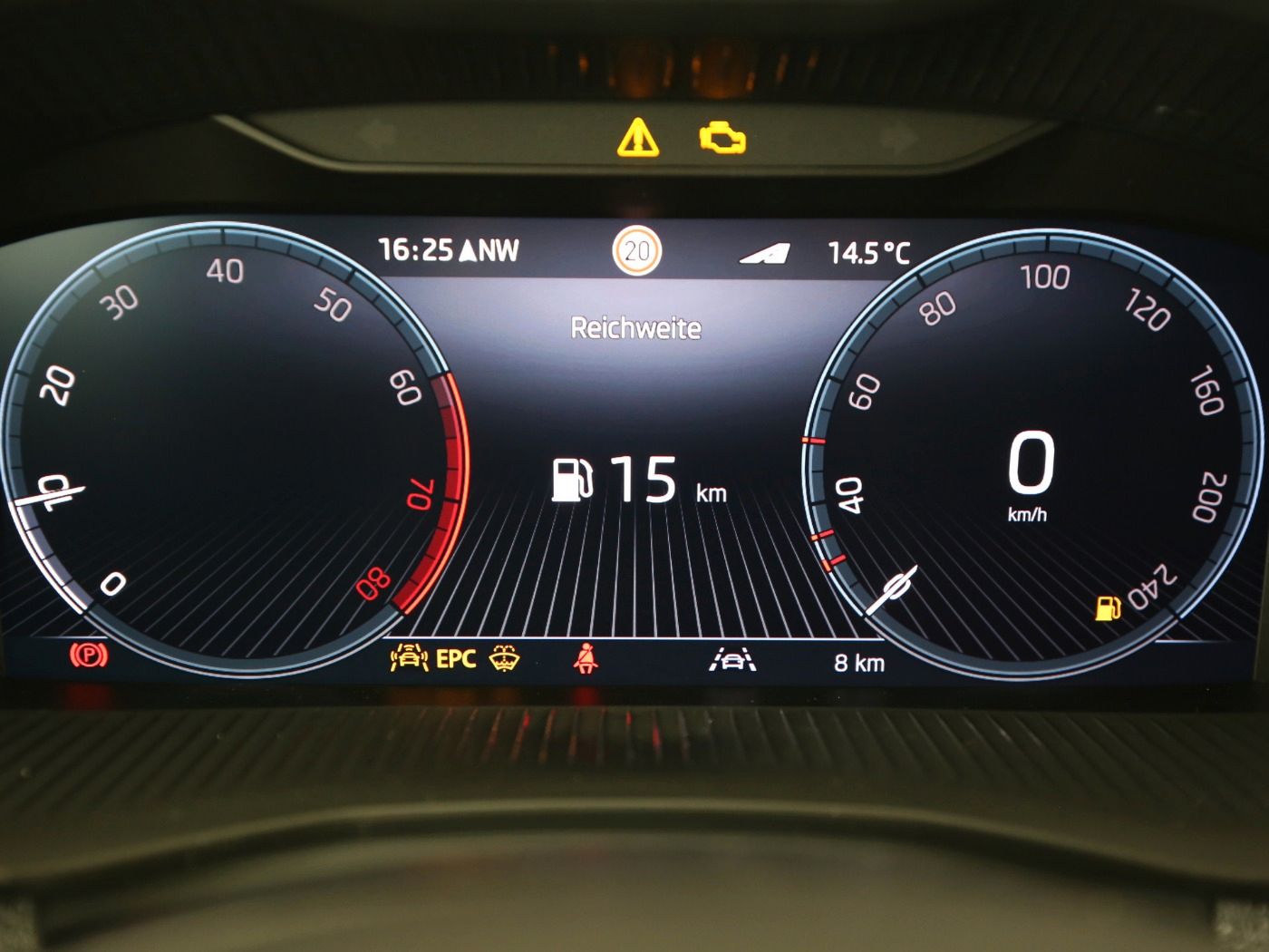 Fahrzeugabbildung SKODA Scala 1.0 TSI TOUR AHK|LED|VirtualCP|PDC|LM