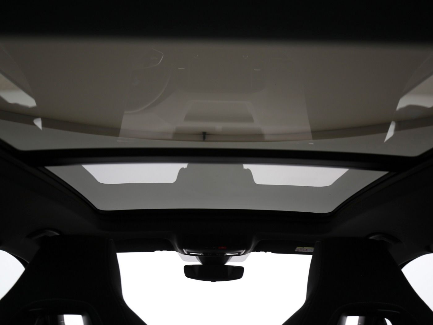 Fahrzeugabbildung SKODA Karoq 1.5 TSI ACT Sportline Matrix|AHK|Pano|SD