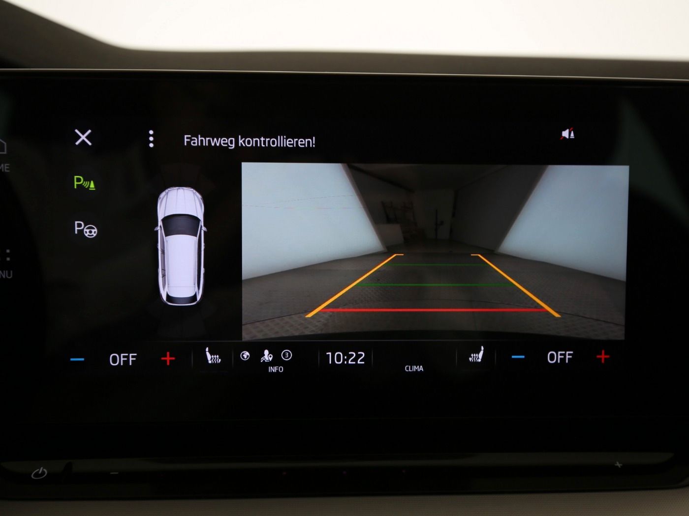 Fahrzeugabbildung SKODA Octavia Combi 1.4 TSI Style iV HUD|4xSHZG|ACC|LM