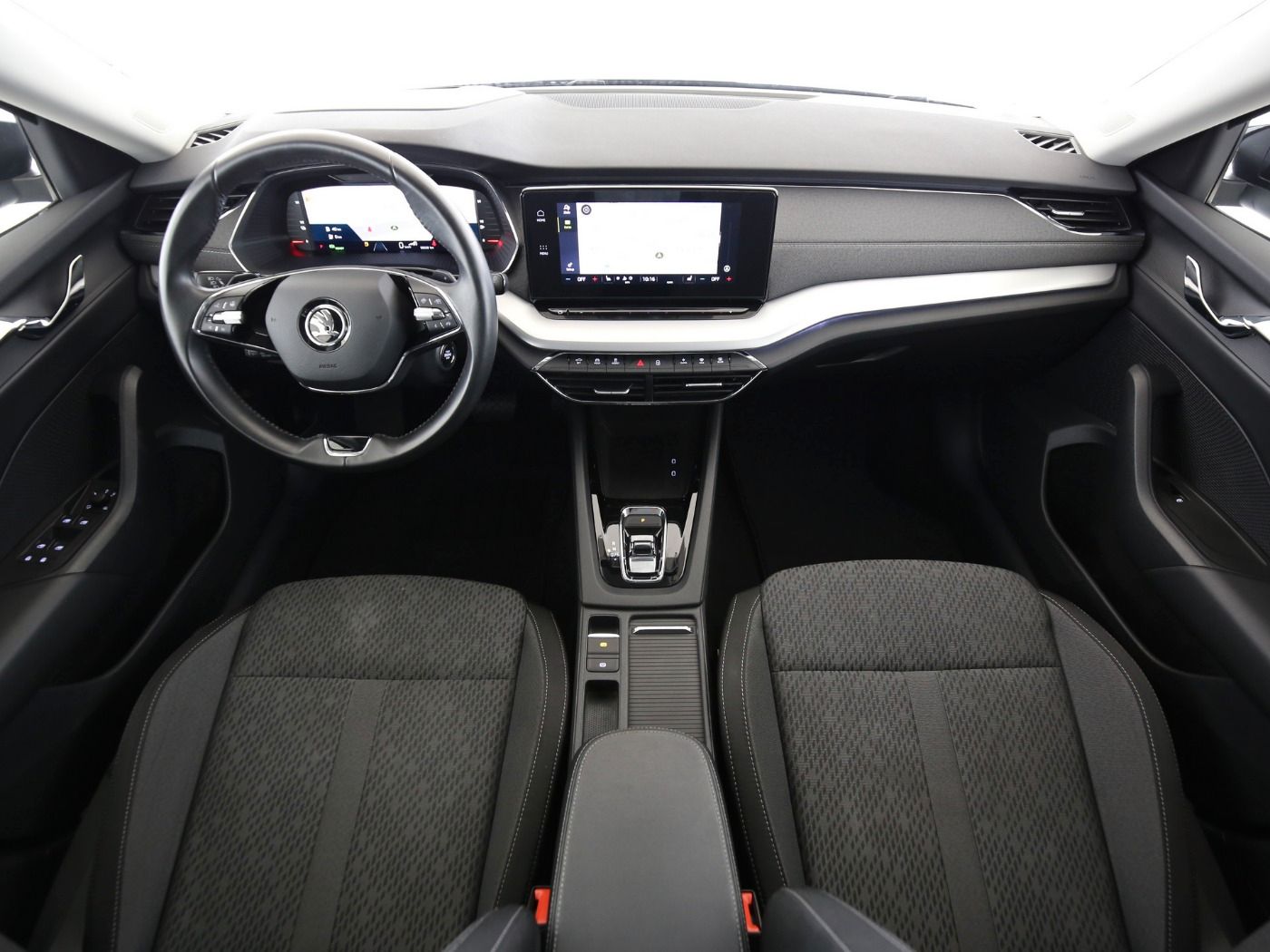 Fahrzeugabbildung SKODA Octavia Combi 1.4 TSI Style iV HUD|4xSHZG|ACC|LM