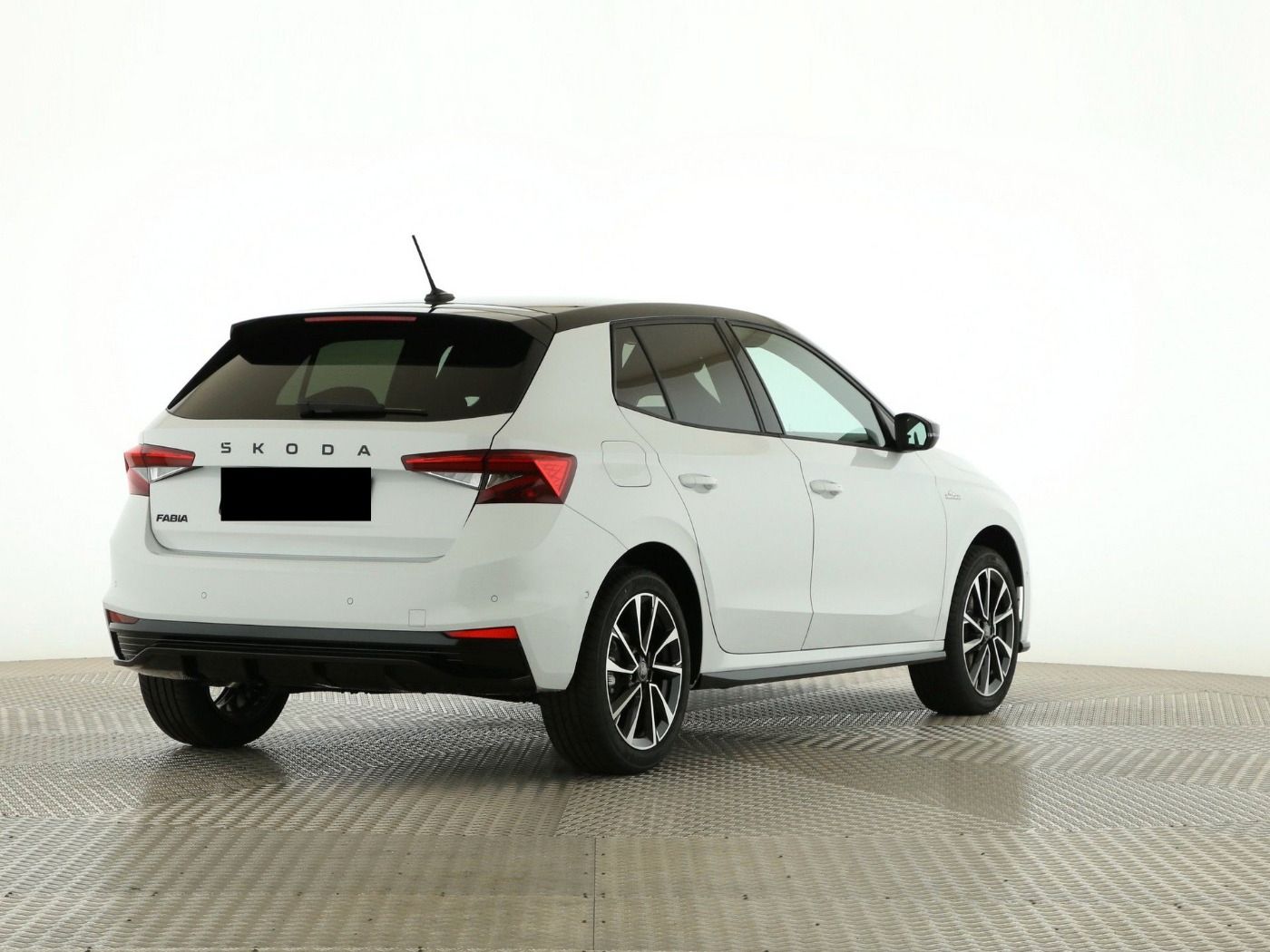 Fahrzeugabbildung SKODA Fabia 1.5 TSI Monte Carlo LED|Navi|VirtualCP|PDC