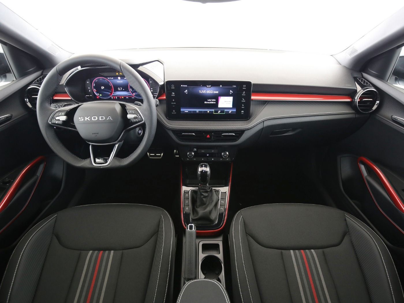 Fahrzeugabbildung SKODA Fabia 1.5 TSI Monte Carlo LED|Navi|VirtualCP|PDC