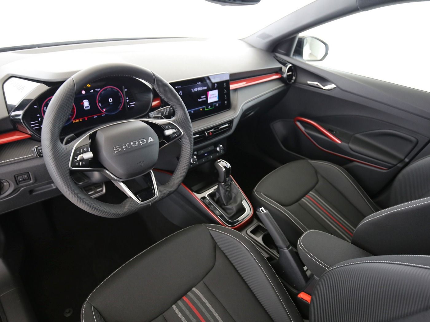 Fahrzeugabbildung SKODA Fabia 1.5 TSI Monte Carlo LED|Navi|VirtualCP|PDC