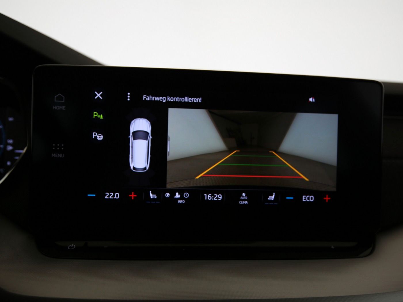 Fahrzeug autohaus mense Fahrzeugabbildung SKODA Octavia Combi 1.4 TSI Style iV HUD|4xSHZG|ACC|LM