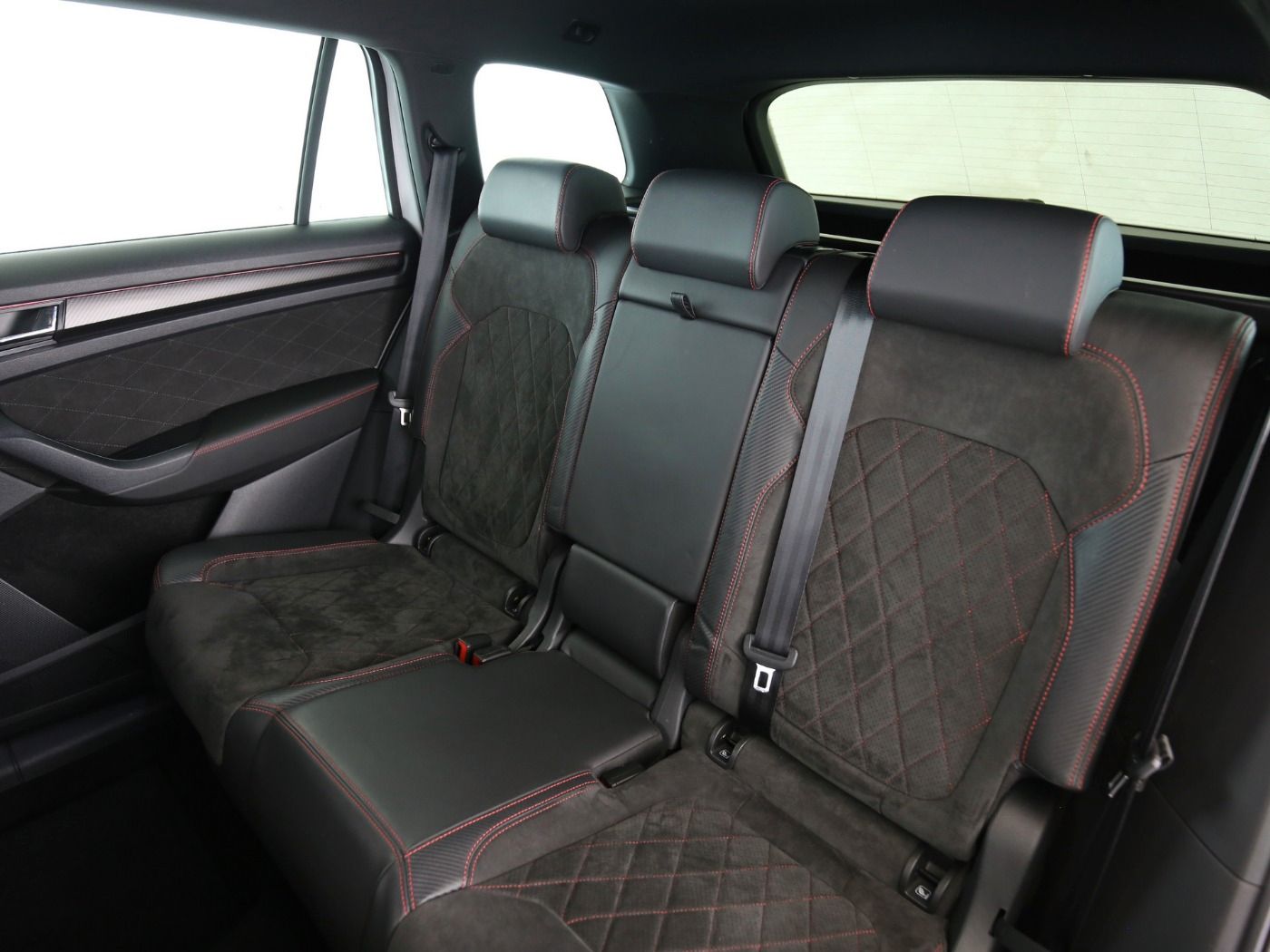 Fahrzeugabbildung SKODA Kodiaq Kodiaq RS 2.0l Bi-TDI 4x4 176kW 7-Gang-DS