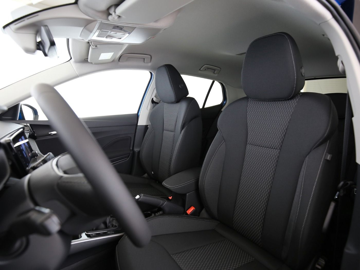 Fahrzeugabbildung SKODA Fabia 1.0 TSI Tour LED|Navi|VirtualCP|DynLicht