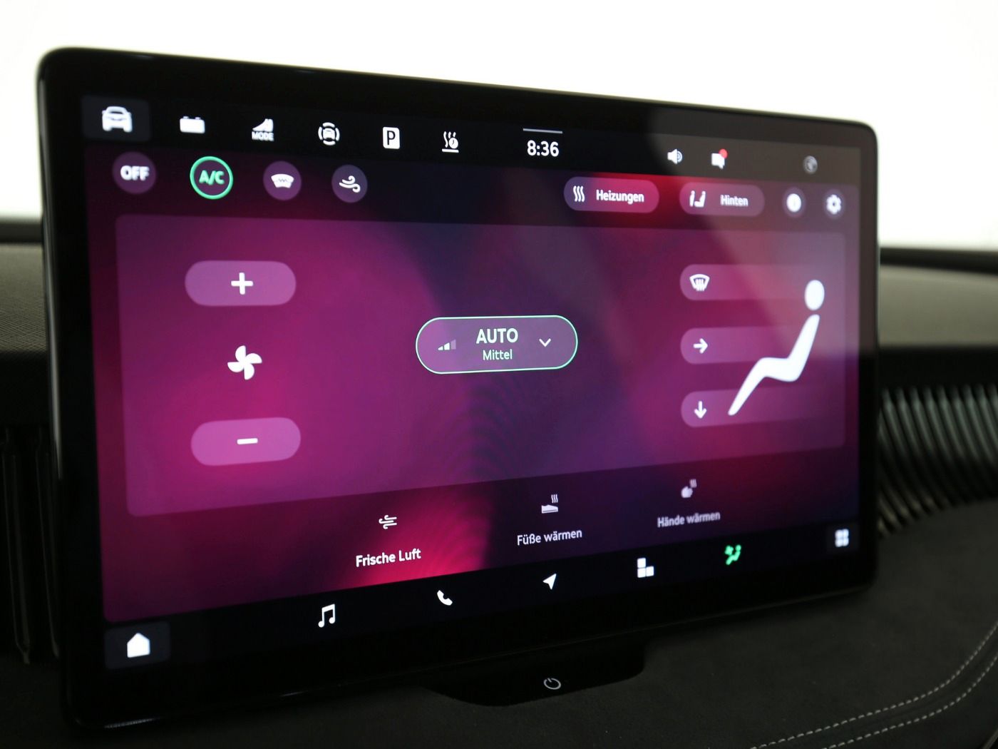 Fahrzeugabbildung SKODA Superb Combi 1.5 TSI iV W Sportline Matrix|AHK