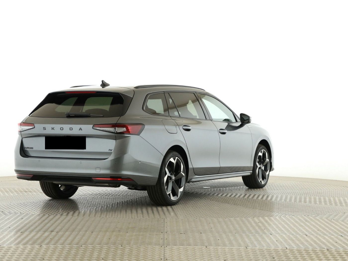Fahrzeugabbildung SKODA Superb Combi 1.5 TSI iV W Sportline Matrix|AHK