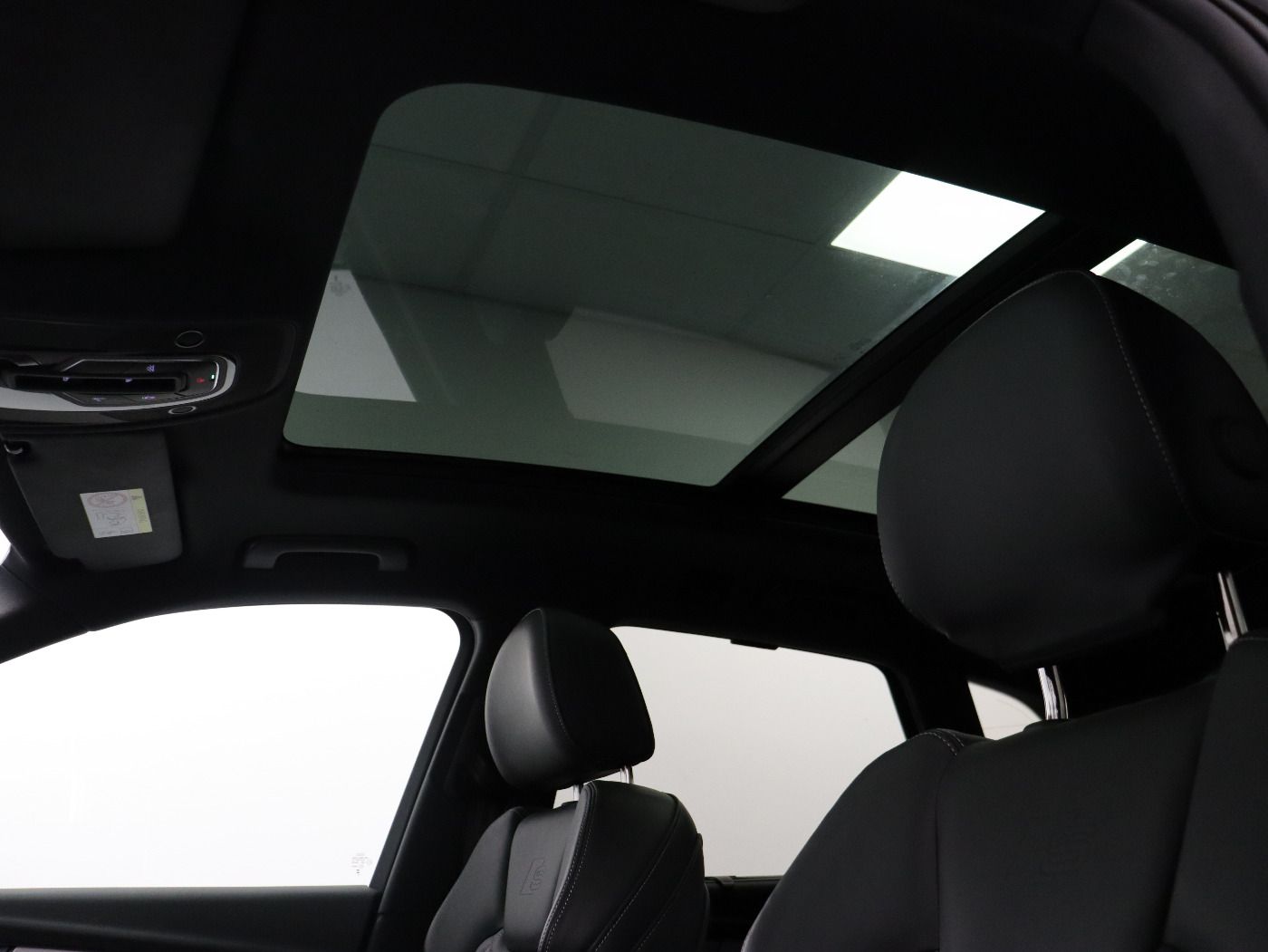 Fahrzeugabbildung Audi Q5 45 TFSI quattro S tronic S line Matrix|AHK|LM