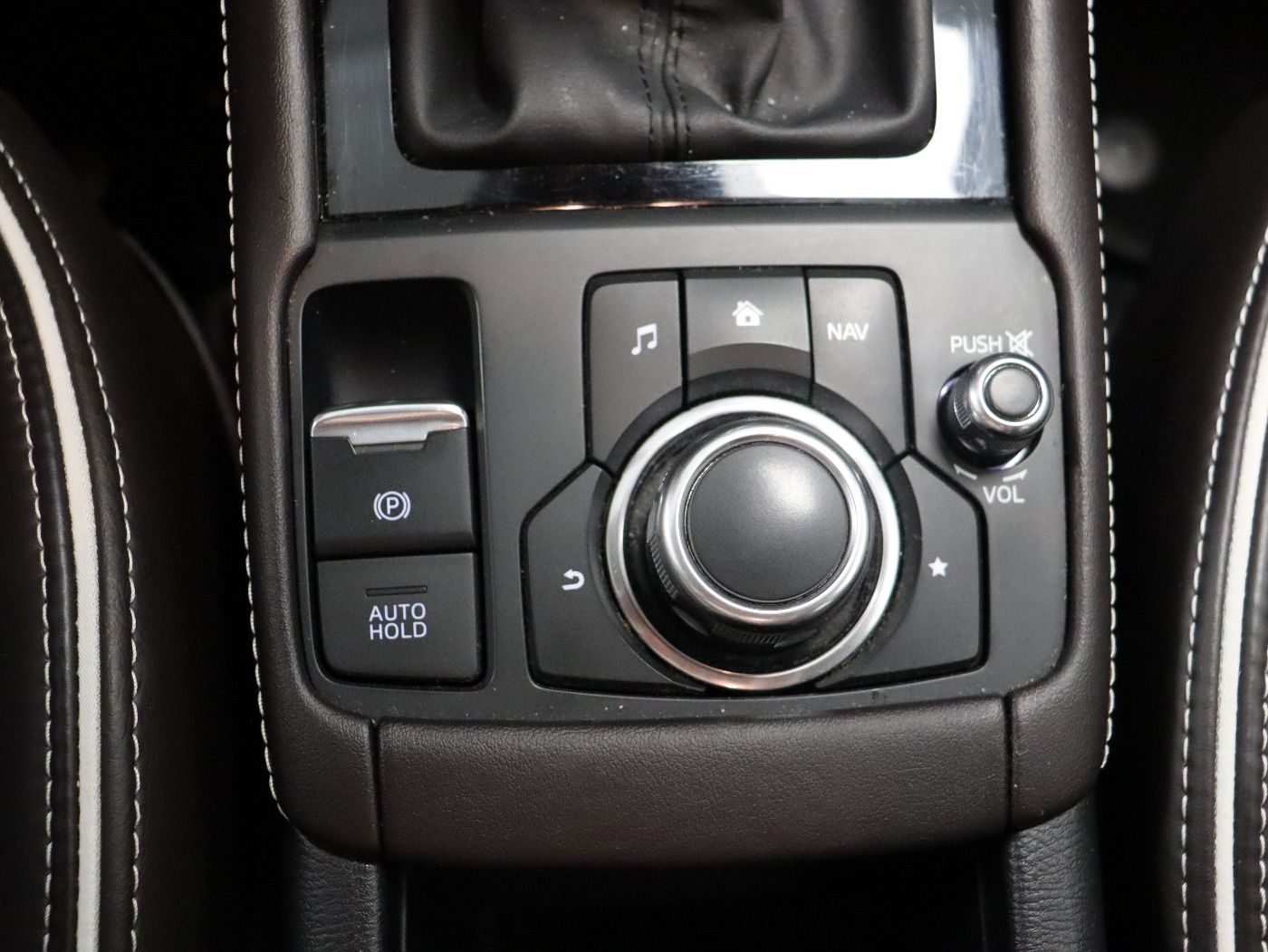 Fahrzeugabbildung Mazda CX-3 Kangei 2.0 SKYACTIVE-G |HUD|SpurH|LED|LM
