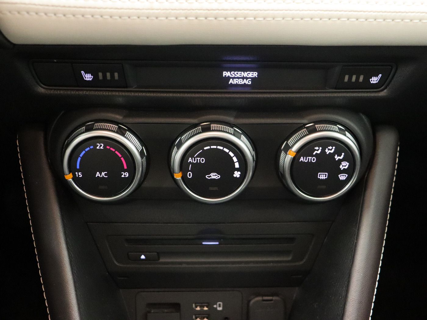 Fahrzeugabbildung Mazda CX-3 Kangei 2.0 SKYACTIVE-G |HUD|SpurH|LED|LM