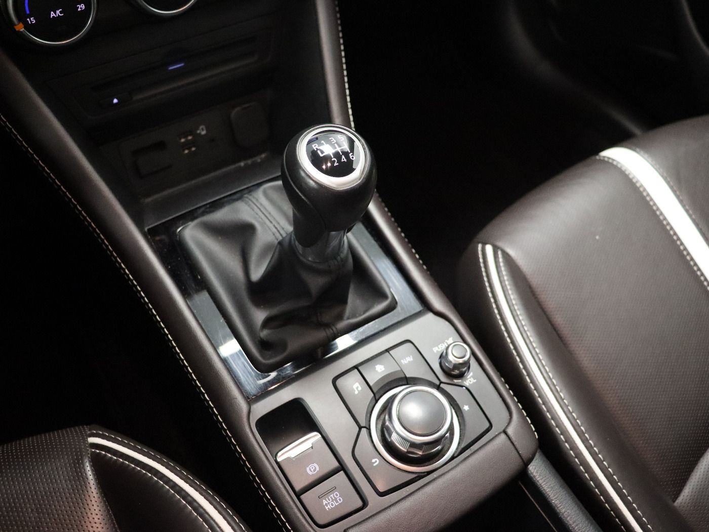 Fahrzeugabbildung Mazda CX-3 Kangei 2.0 SKYACTIVE-G |HUD|SpurH|LED|LM