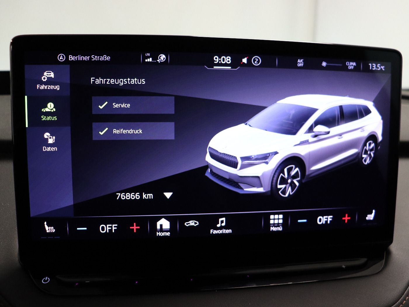 Fahrzeug autohaus mense Fahrzeugabbildung SKODA Enyaq iV 80 |AHK|4xSHZ|FLA|ACC|HUD|KeyLess|Navi