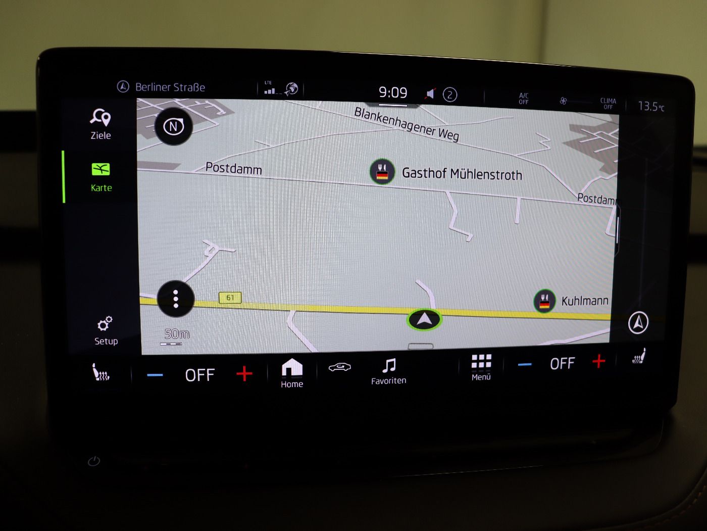 Fahrzeug autohaus mense Fahrzeugabbildung SKODA Enyaq iV 80 |AHK|4xSHZ|FLA|ACC|HUD|KeyLess|Navi