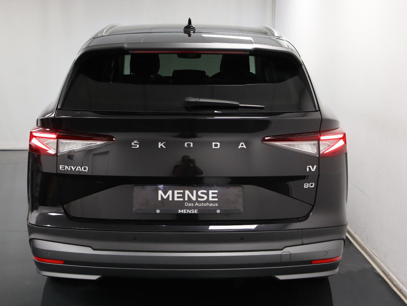 Fahrzeug autohaus mense Fahrzeugabbildung SKODA Enyaq iV 80 |AHK|4xSHZ|FLA|ACC|HUD|KeyLess|Navi