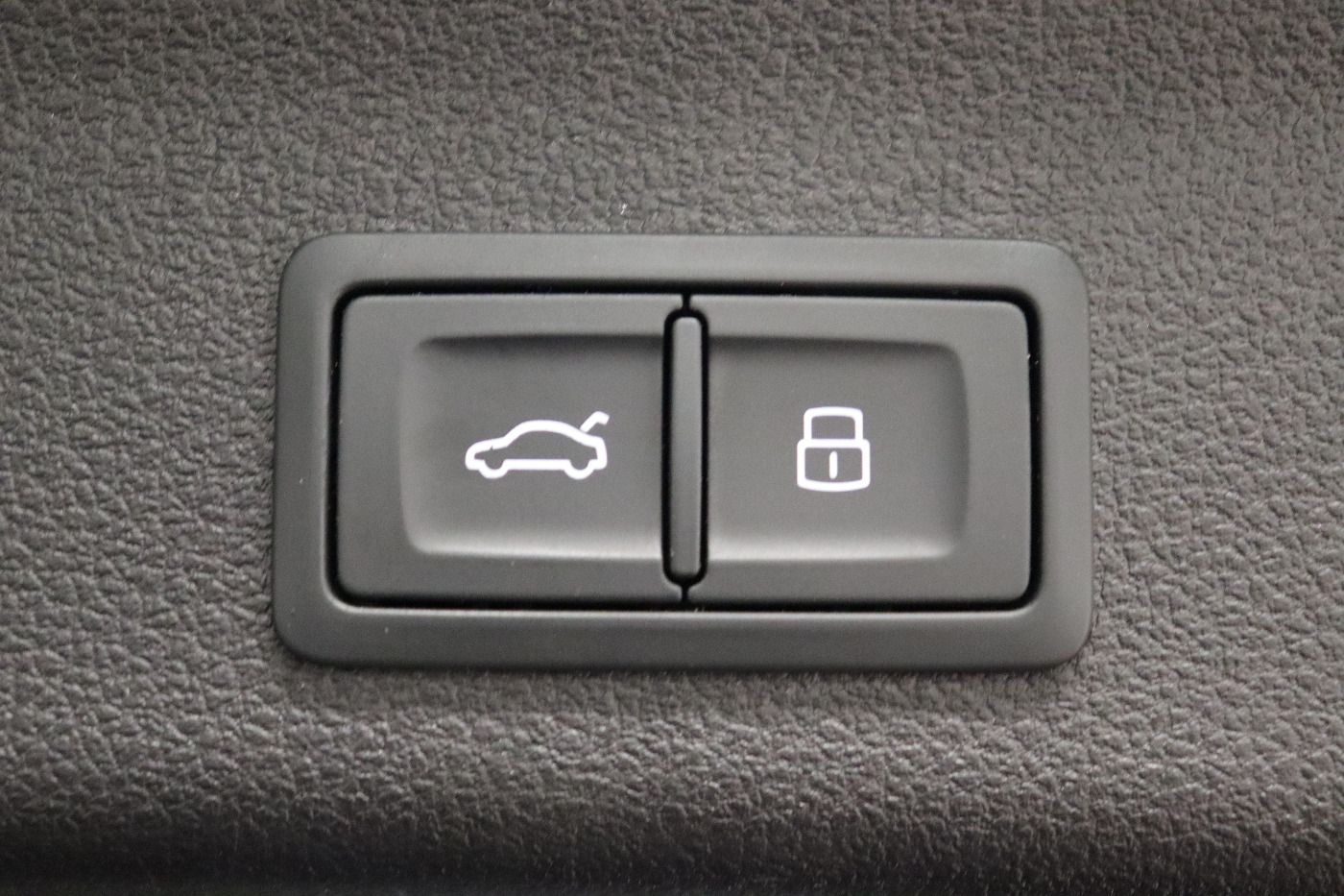 Fahrzeugabbildung Audi S6 Avant |Matrix|Luft|Pano|ACC|STH|SoftClose|HUD