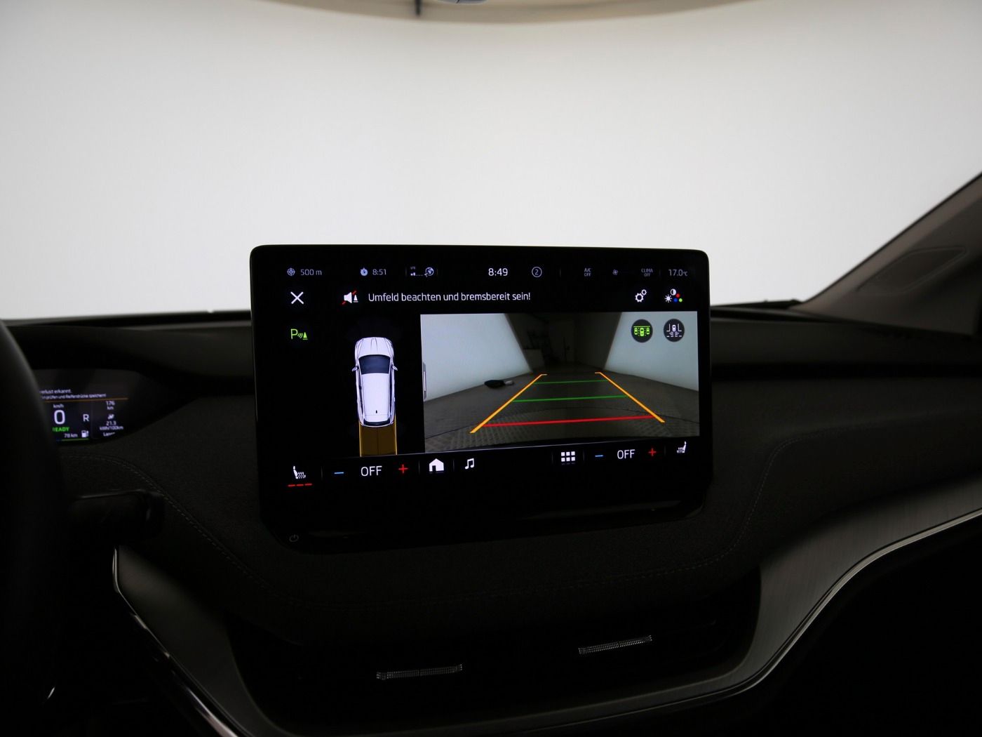 Fahrzeugabbildung SKODA Enyaq 60 Loft ACC|LED|Navi|VirtualCP|Akustikglas