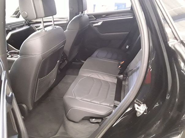 Fahrzeugabbildung Volkswagen Touareg 3.0 TFSI R-Line IQ.Light|Matrix|CarPlay