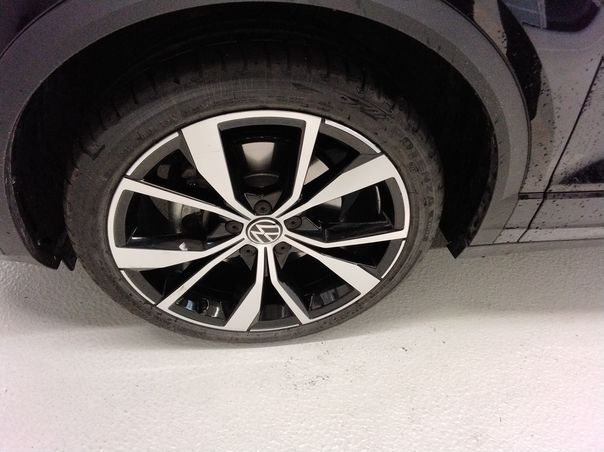 Fahrzeugabbildung Volkswagen T-Roc Cabriolet 1.5 TSI DSG R-Line IQ.Light|AHK