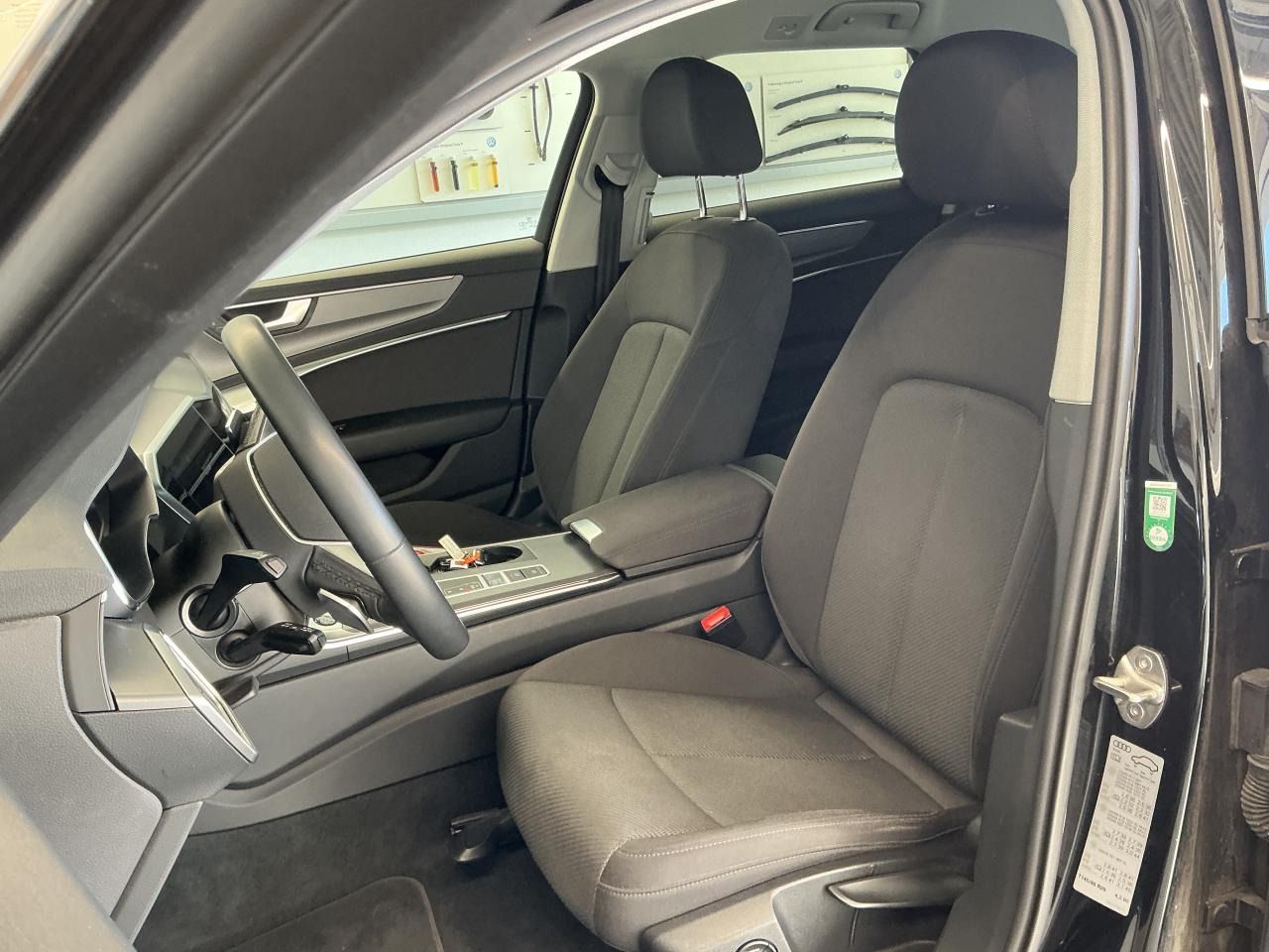 Fahrzeugabbildung Audi A6 40 2.0 TDI Avant basis Matrix|CarPlay|ACC|LED