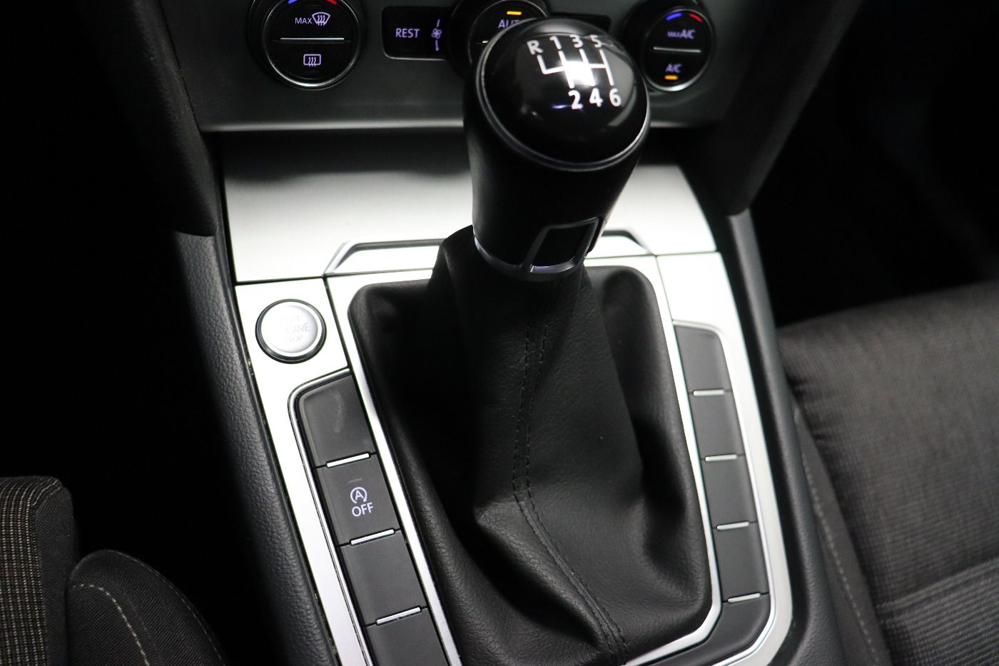 Fahrzeug autohaus mense Fahrzeugabbildung Volkswagen Passat Variant 1.4 TSI ACC|Navi|KlimaA|PDC|SHZG