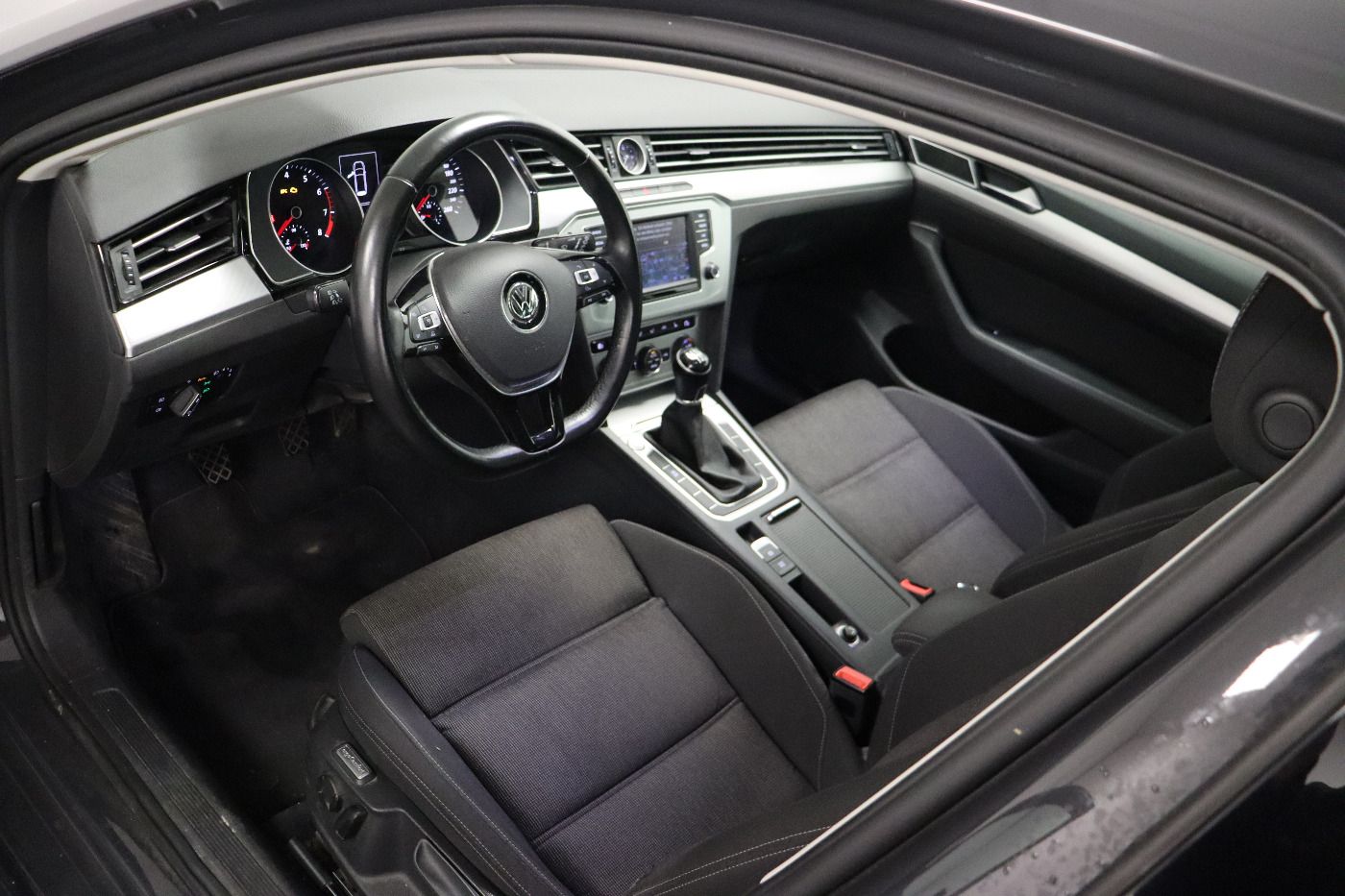 Fahrzeug autohaus mense Fahrzeugabbildung Volkswagen Passat Variant 1.4 TSI ACC|Navi|KlimaA|PDC|SHZG