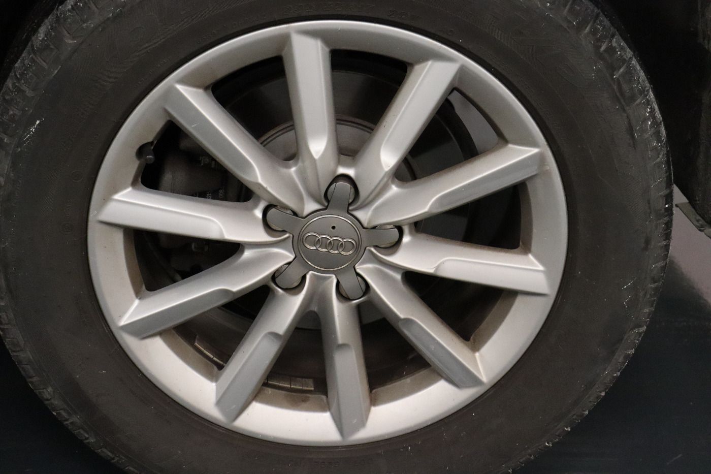 Fahrzeugabbildung Audi Q3 2.0 TDI quattro S tronic sport AHK|Navi