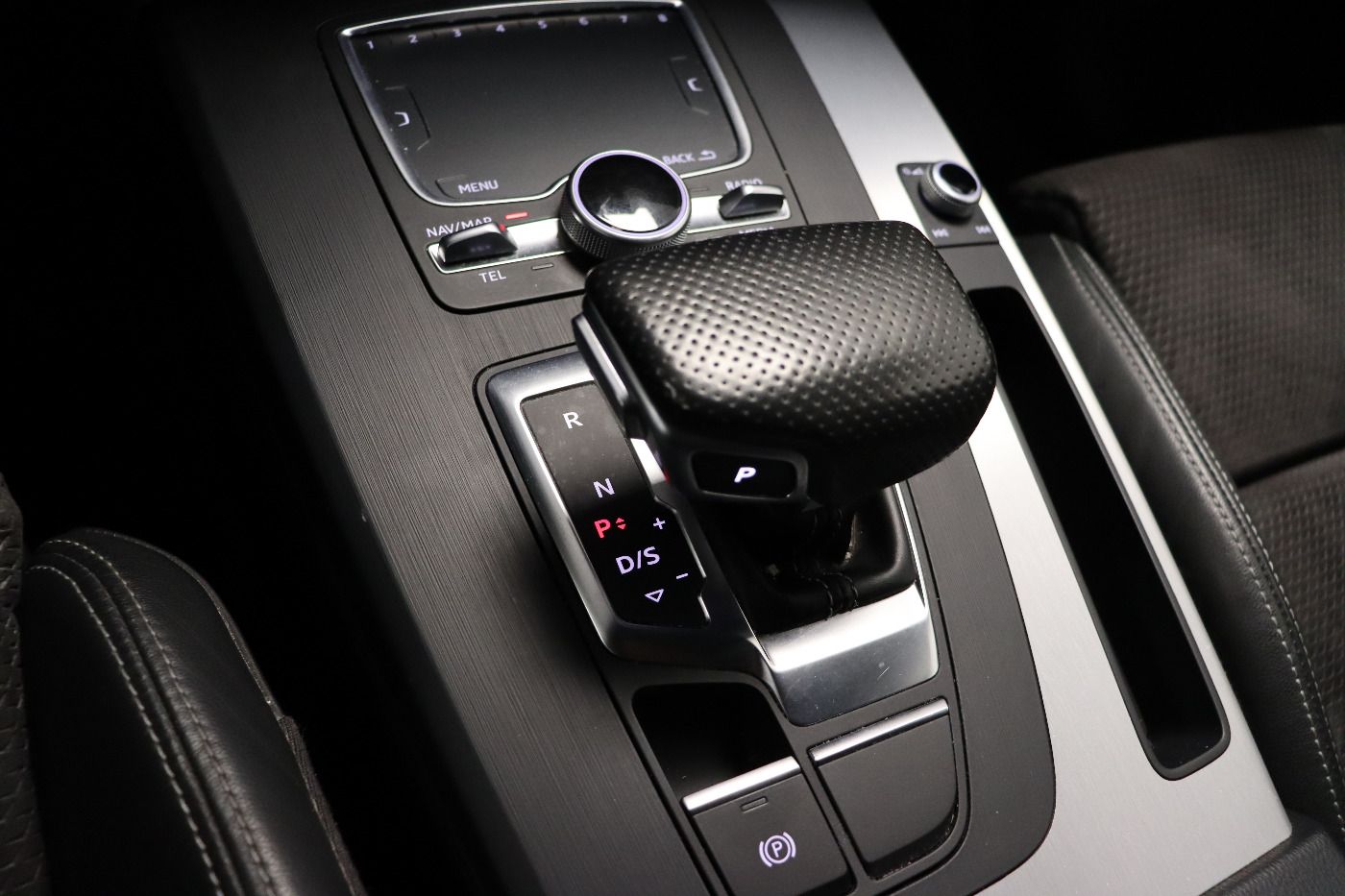 Fahrzeug autohaus mense Fahrzeugabbildung Audi Q5 2.0 TDI S line quattro S tronic