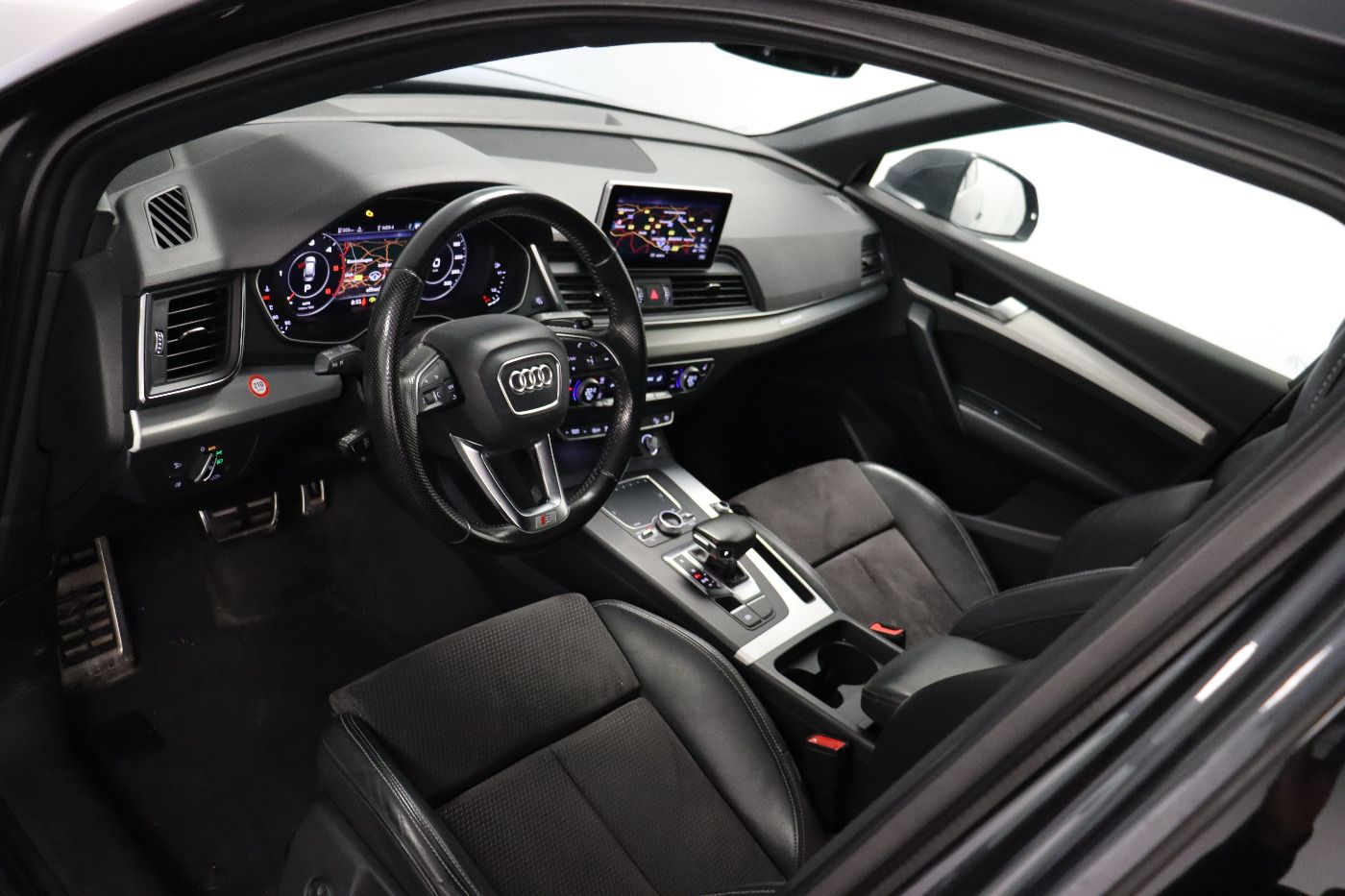 Fahrzeug autohaus mense Fahrzeugabbildung Audi Q5 2.0 TDI S line quattro S tronic