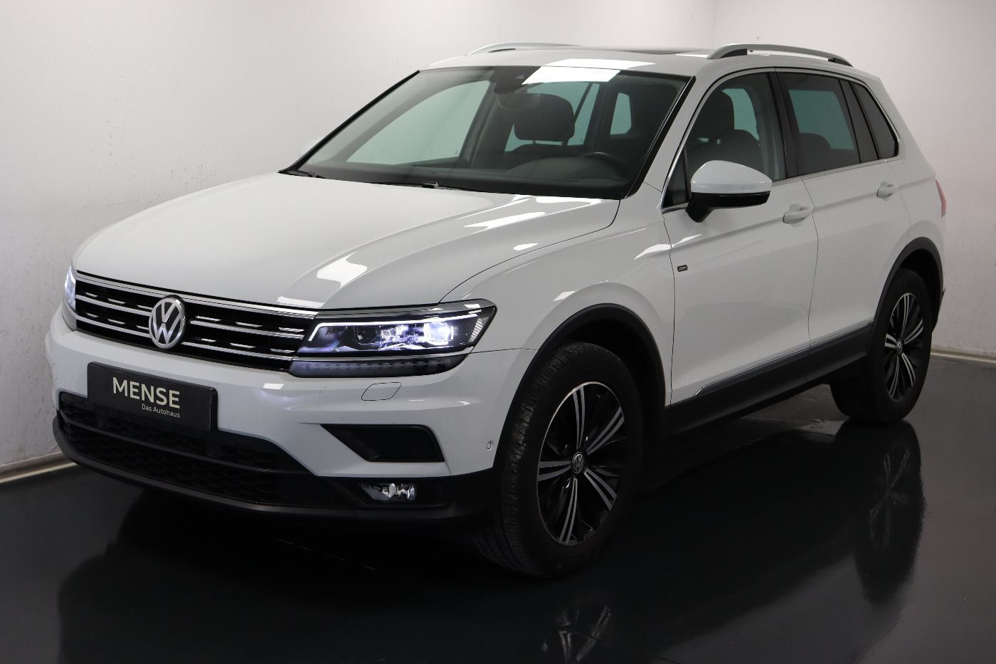 Fahrzeugabbildung Volkswagen Tiguan 2.0 TSI DSG Comfortline CarPlay