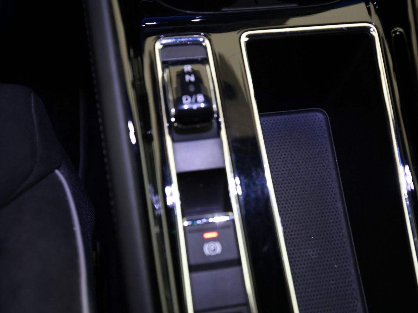 Fahrzeug autohaus mense Fahrzeugabbildung SKODA Enyaq 80 Sportline AHK|ACC|LED|Navi|VirtualCP|LM