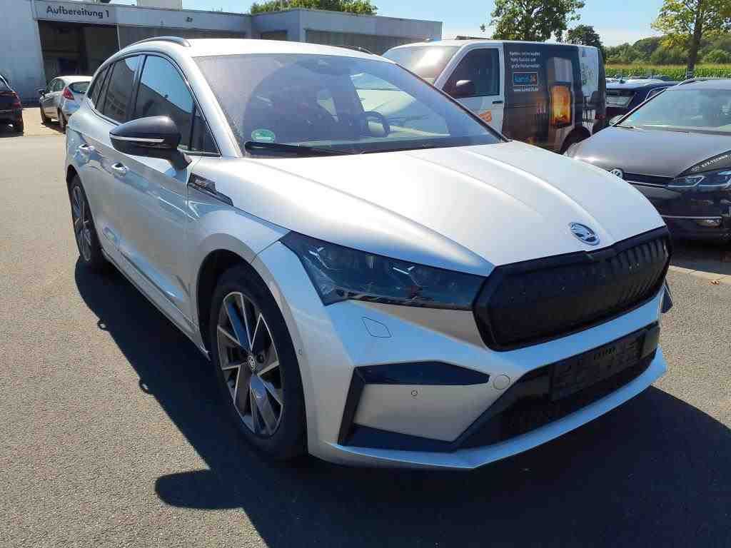 Fahrzeugabbildung SKODA Enyaq 80 Sportline AHK|ACC|LED|Navi|VirtualCP|LM