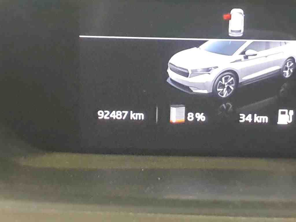 Fahrzeugabbildung SKODA Enyaq 80 Suite AHK|ACC|LED|Navi|VirtualCP|Kamera