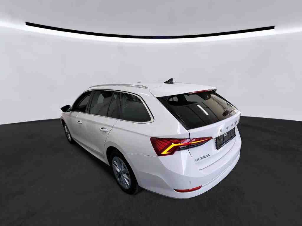 Fahrzeugabbildung SKODA Octavia Combi 2.0 TDI Style AHK|HUD|ACC|LED|Navi