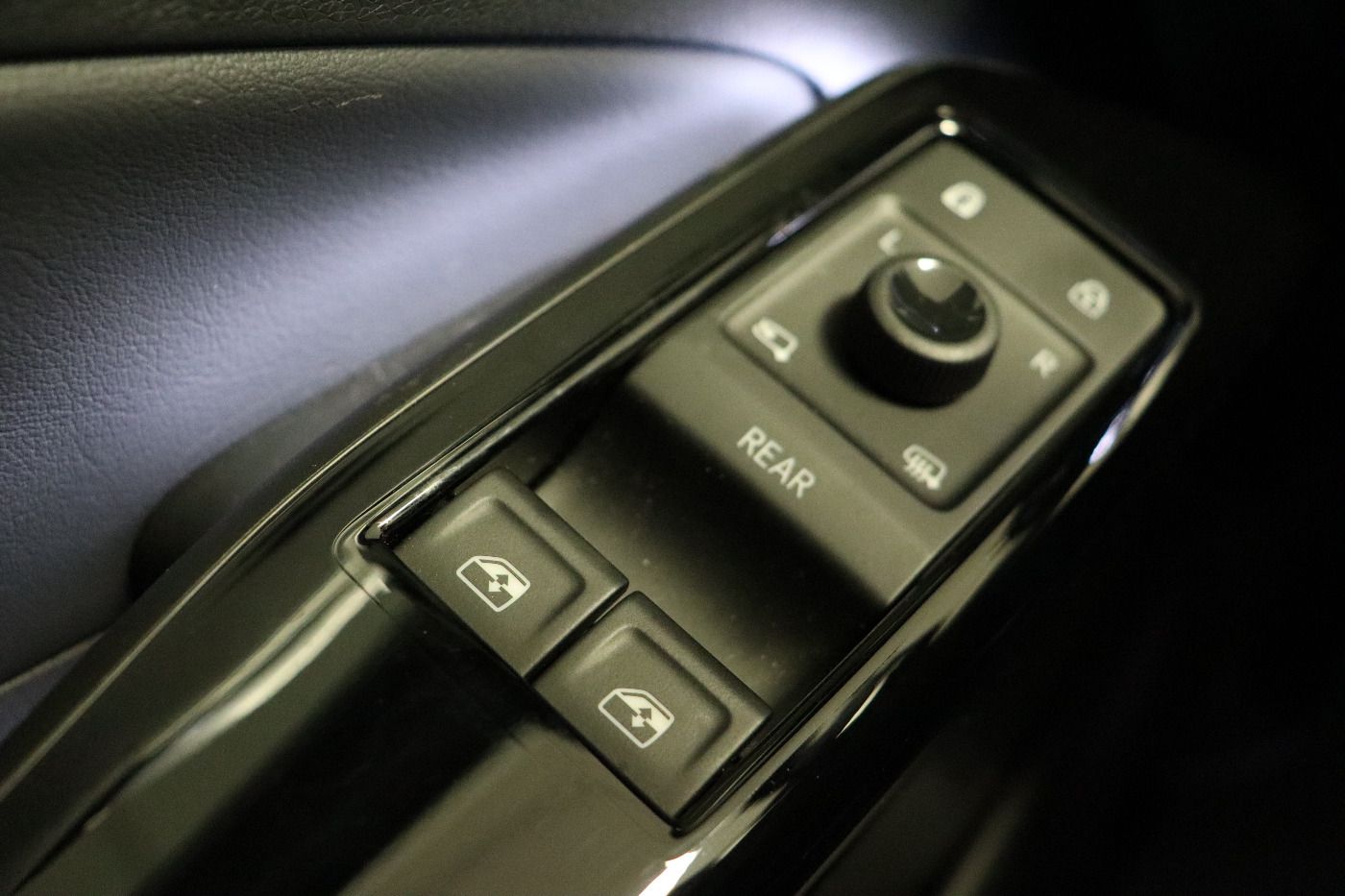 Fahrzeug autohaus mense Fahrzeugabbildung Volkswagen ID.4 GTX 4Motion IQ.Light|Matrix|CarPlay|AHK|LM